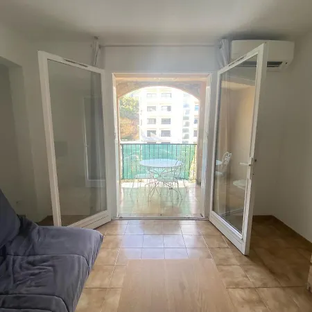 Superbe Studio, Avec Parking Sur Place Gratuit Appartement *